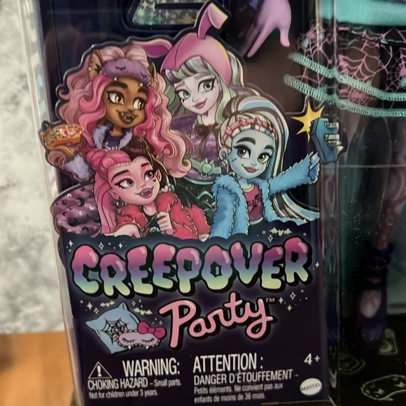 Monster High Twyla Creepover Party Fashion Doll New - Picture 3 of 12
